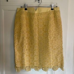 Elegant Yellow Lace Skirt